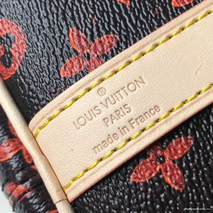 Fashionreps Bags 19T1L0386 LV 0715